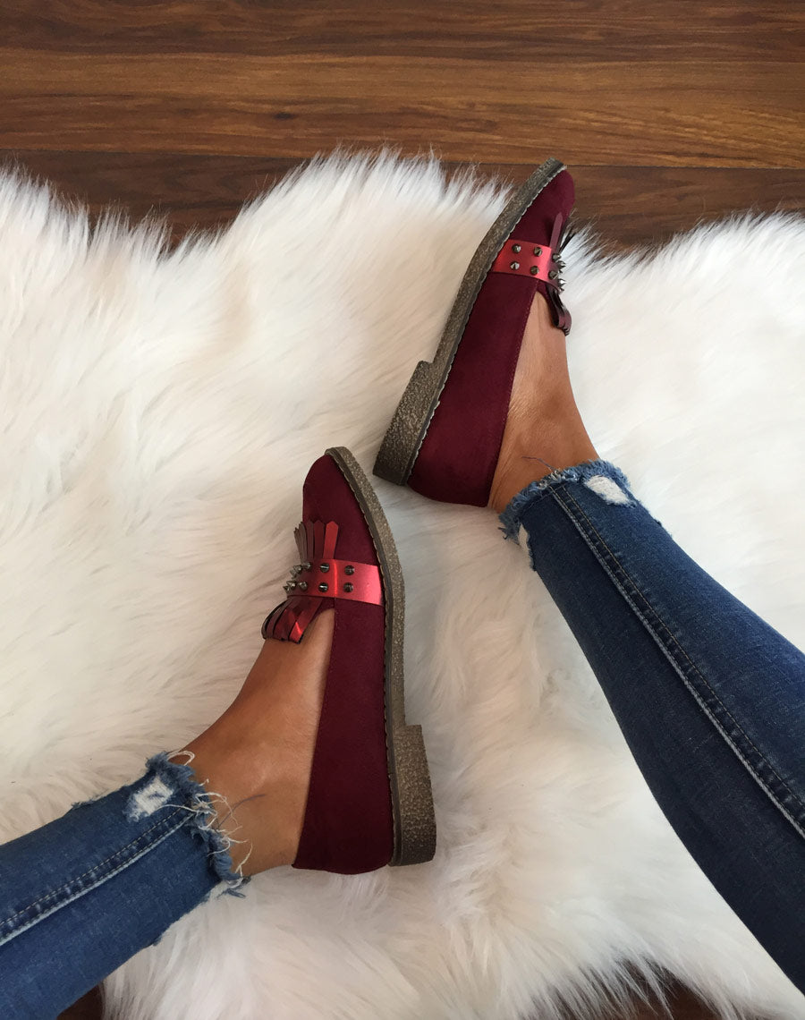 Mocassins cloutés bordeaux