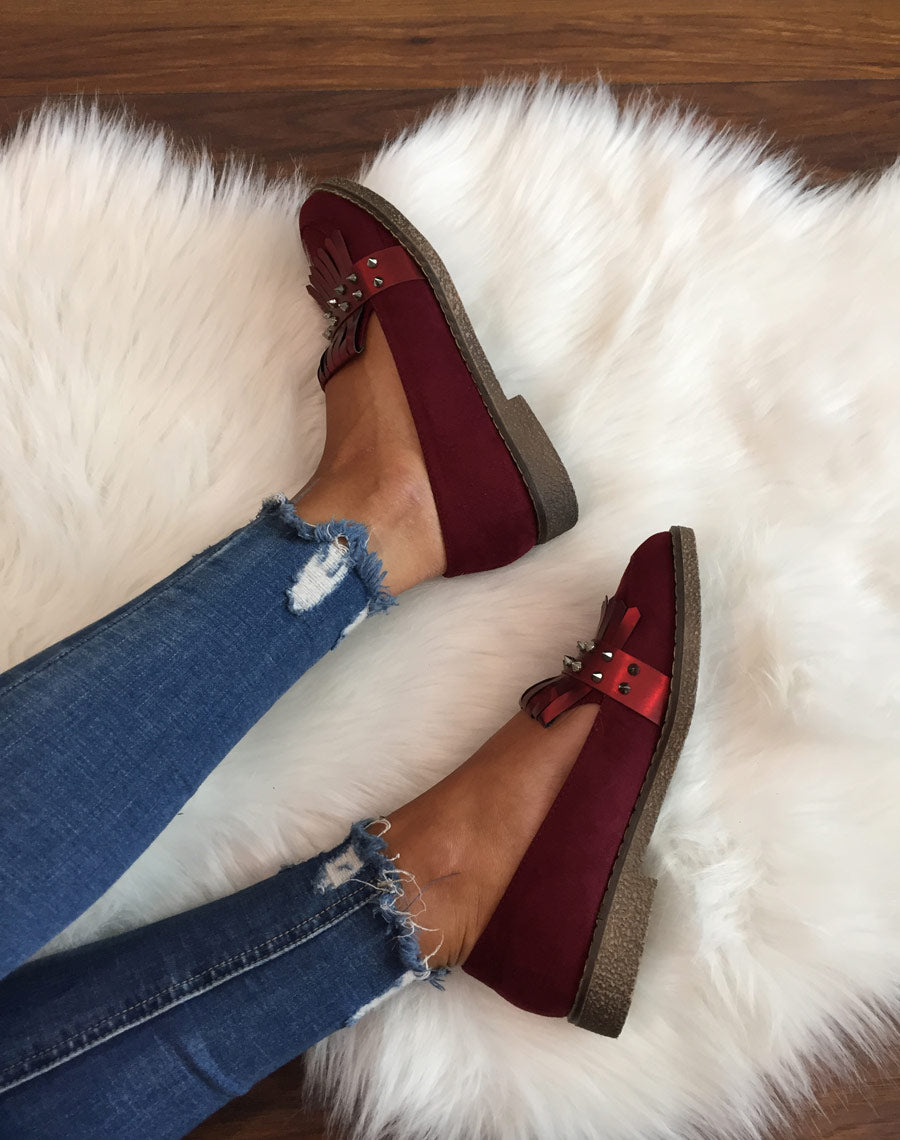 Mocassins cloutés bordeaux