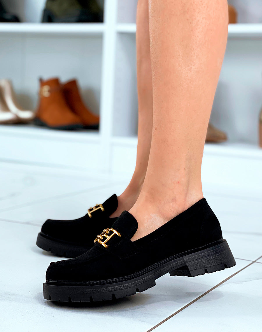 Mocassins en suédine noire pour femme avec ornement doré