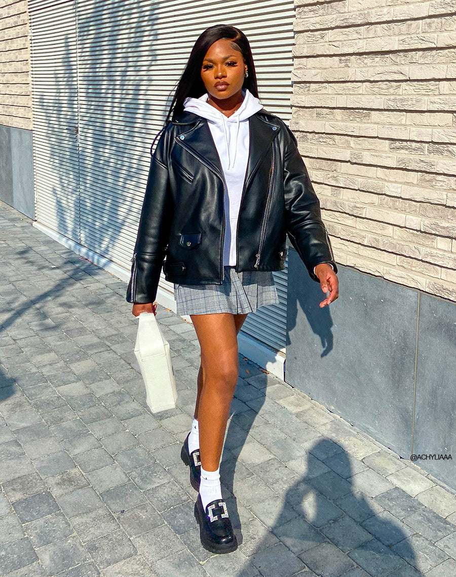 Mocassins noirs avec empiècement strass carré et semelle crantée