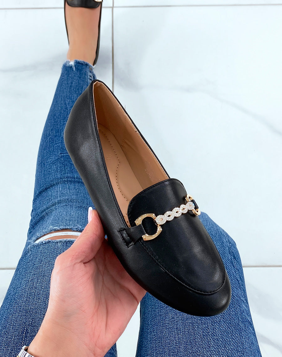 Mocassins noirs à boucles dorées et strass