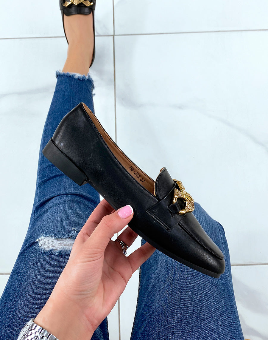 Mocassins noirs à chaîne dorée à strass