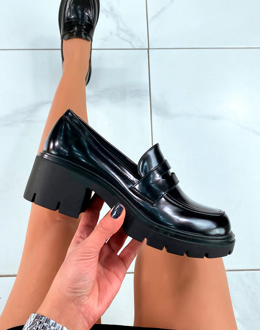 Mocassins noirs lisses à plateforme