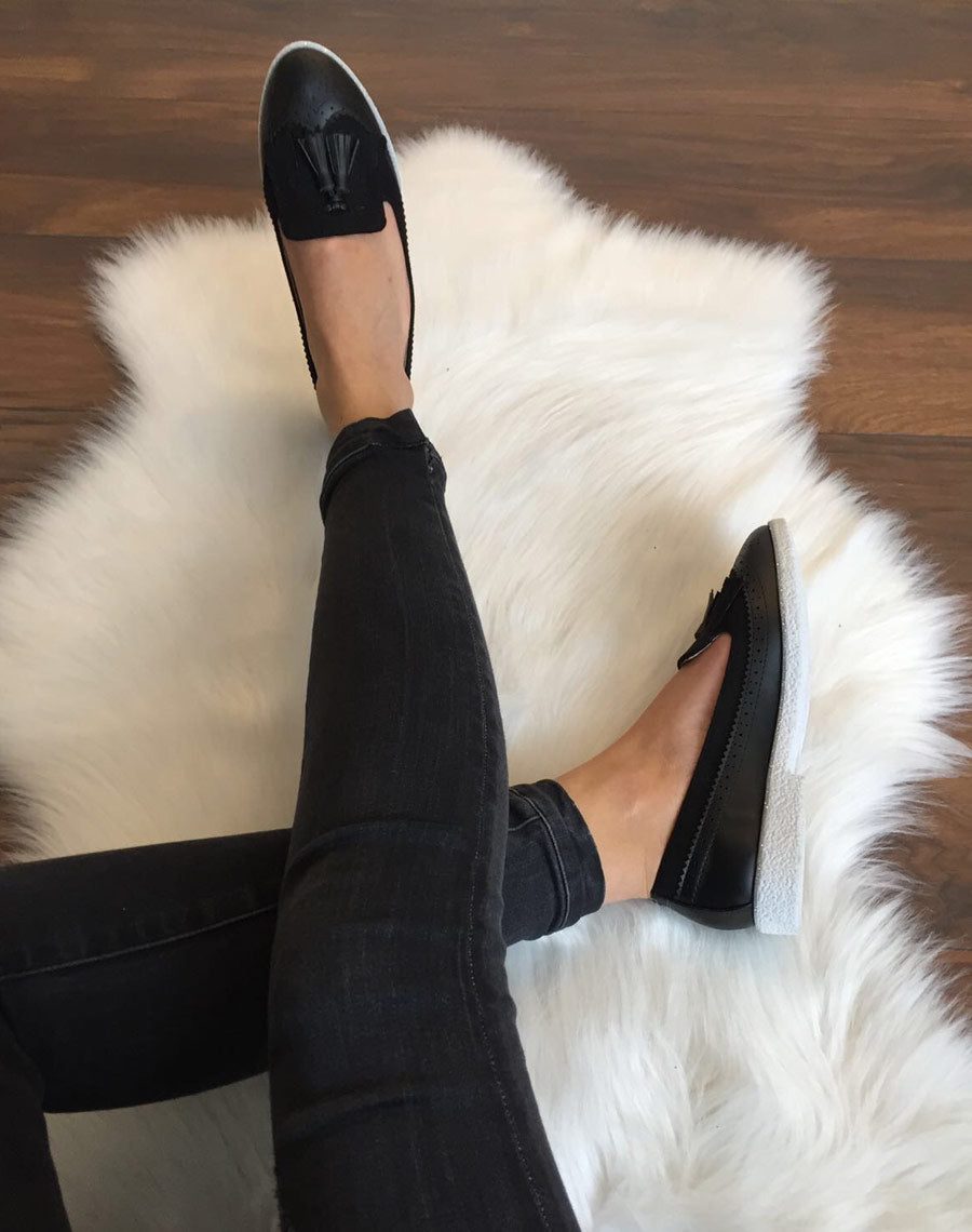 Mocassins noirs perforés