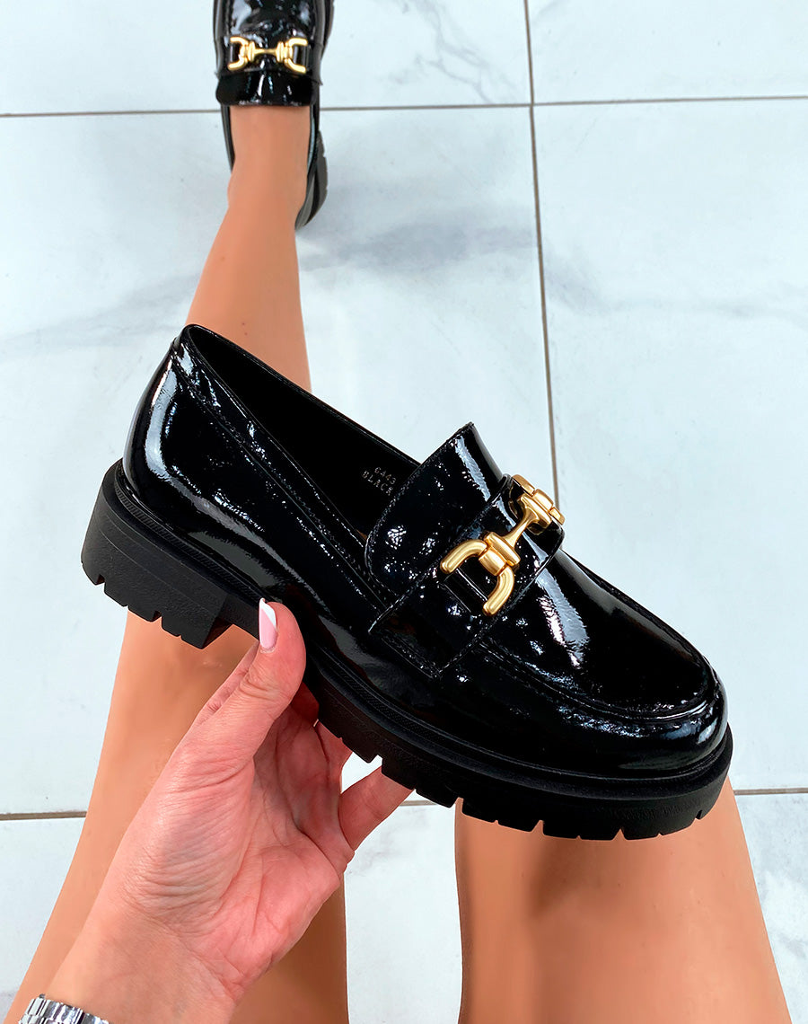 Mocassins noirs vernis à plateforme et à détail doré pour femme