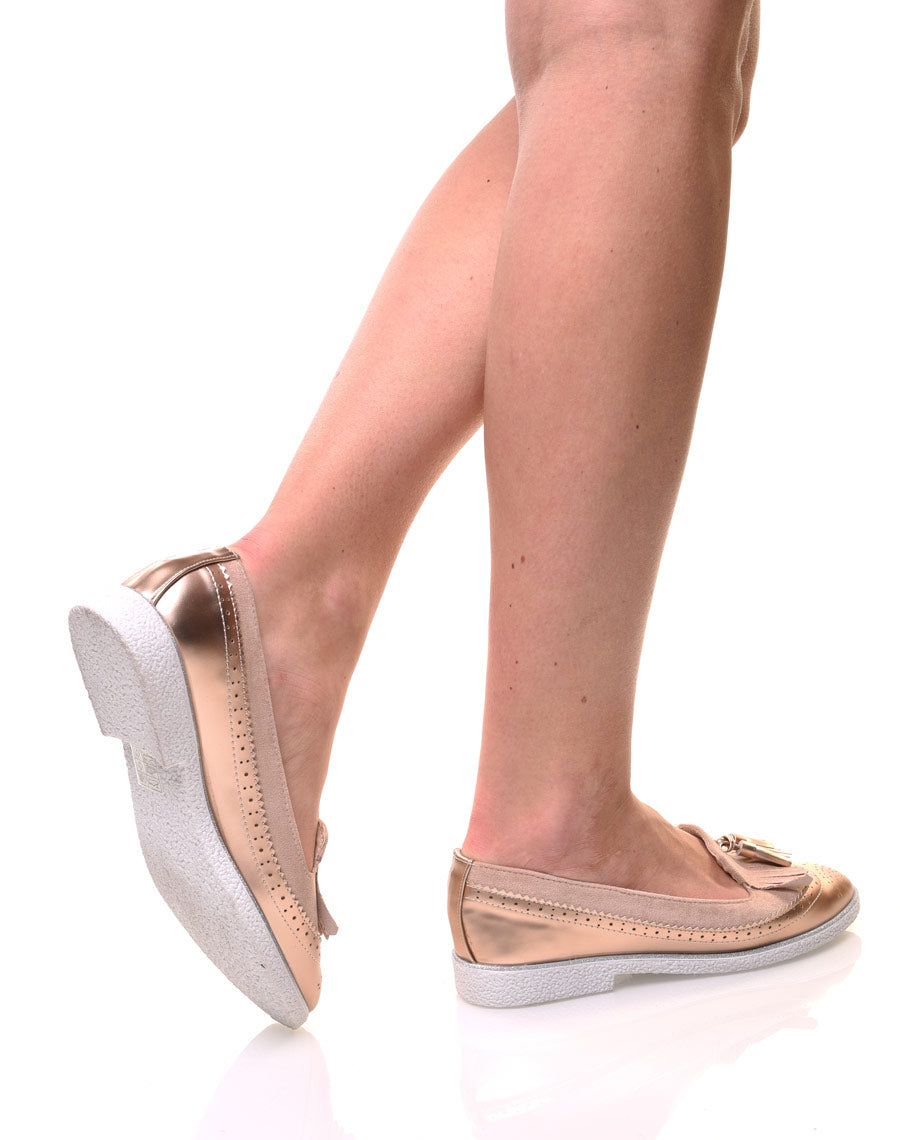 Mocassins roses perforés