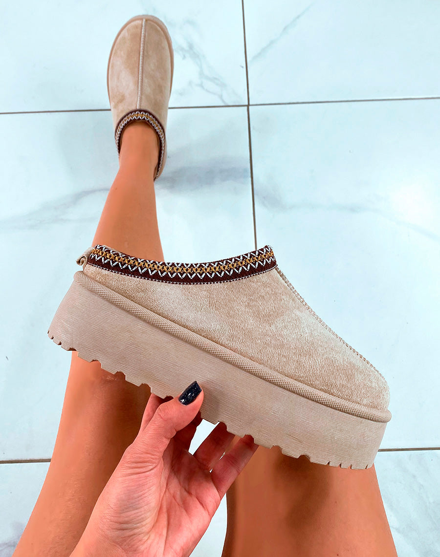 Mule beige en suédine