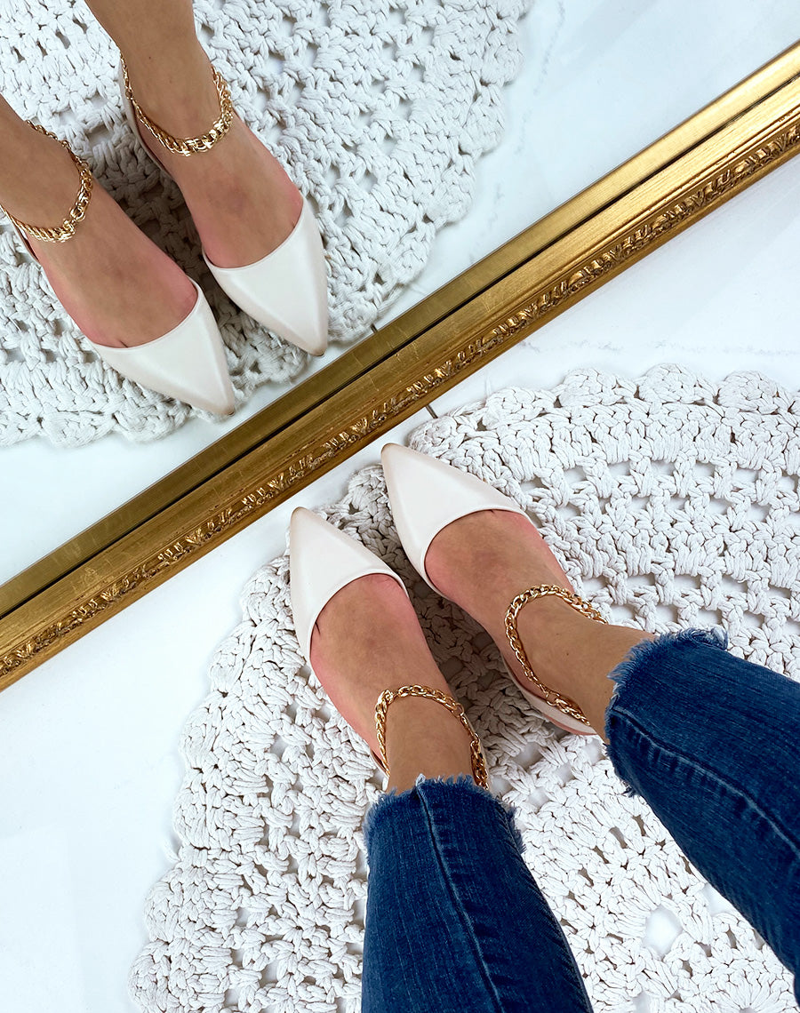 Mules beiges à bout pointu