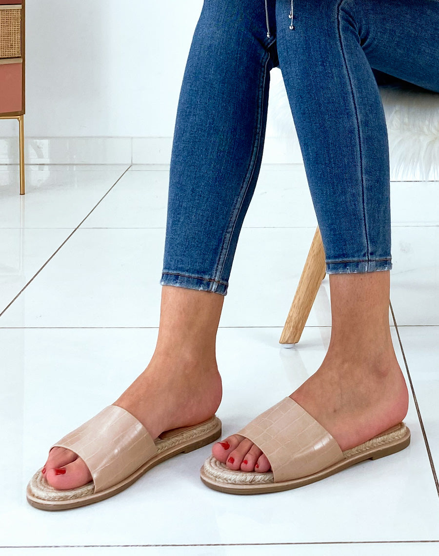 Mules beiges effet croco à simple bride