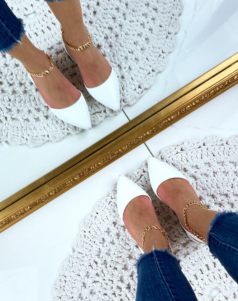 Mules blanches à bout pointu