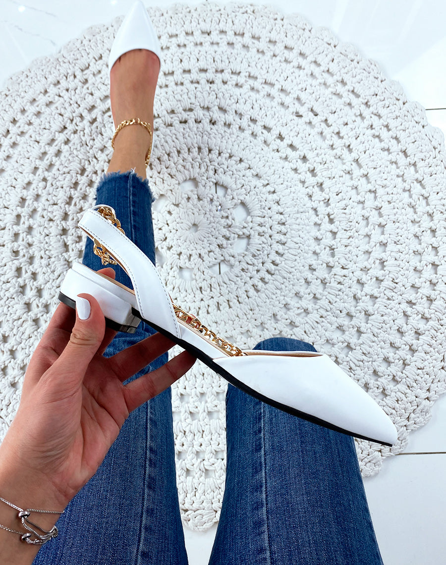 Mules blanches à bout pointu