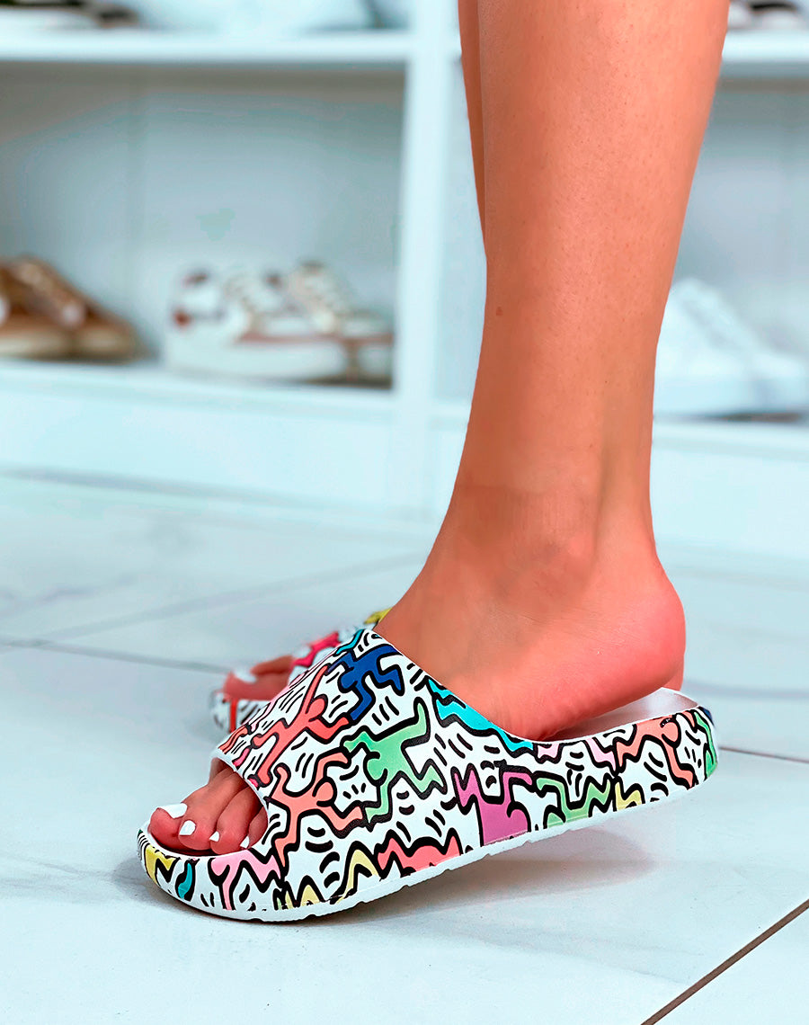 Mules blanches à motifs multicolores