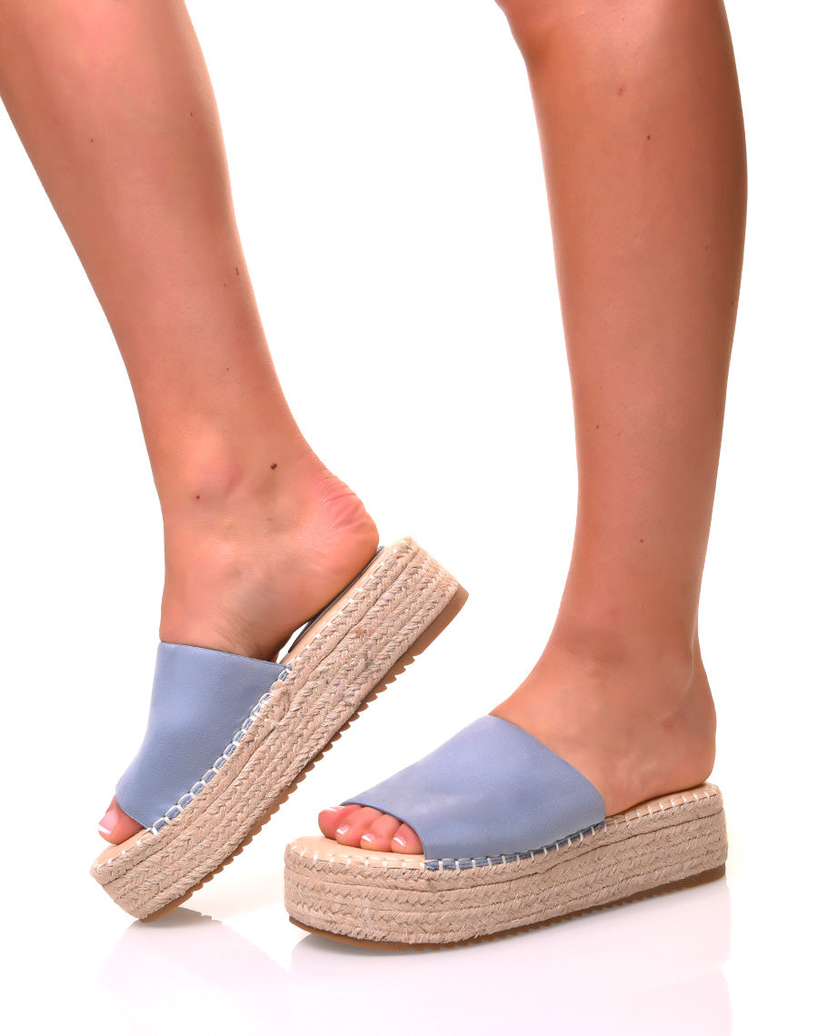 Mules bleues à plateforme en suédine