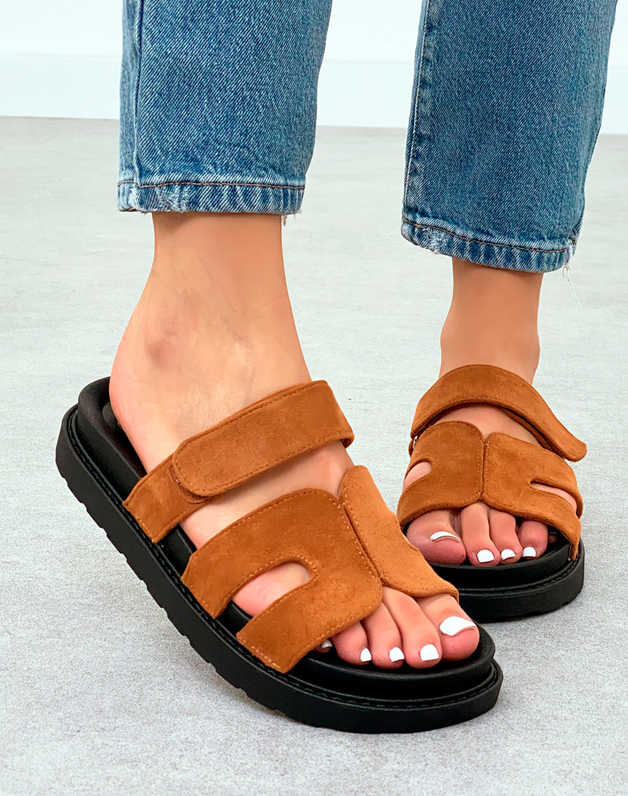 Mules Camel Modernes avec Bride en H et Fermeture Scratch ? Confort Urbain