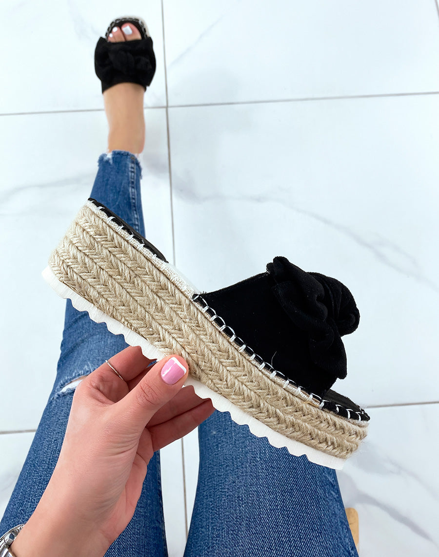 Mules compensées noires à nœud