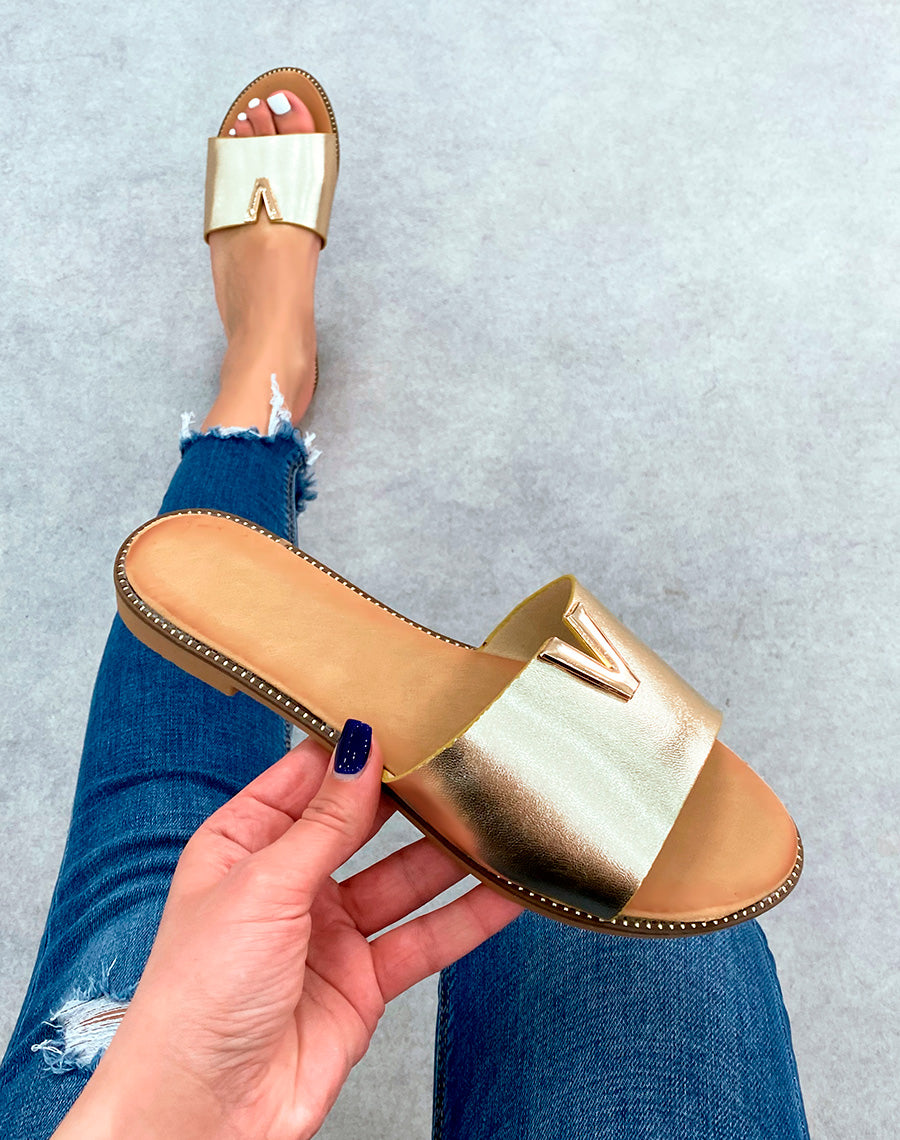 Mules dorée en suédine à détail dorée pour femme