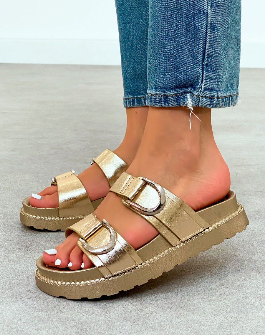 Mules Dorées à Double Sangle et Boucles Argentées – Éclat et Confort au Quotidien