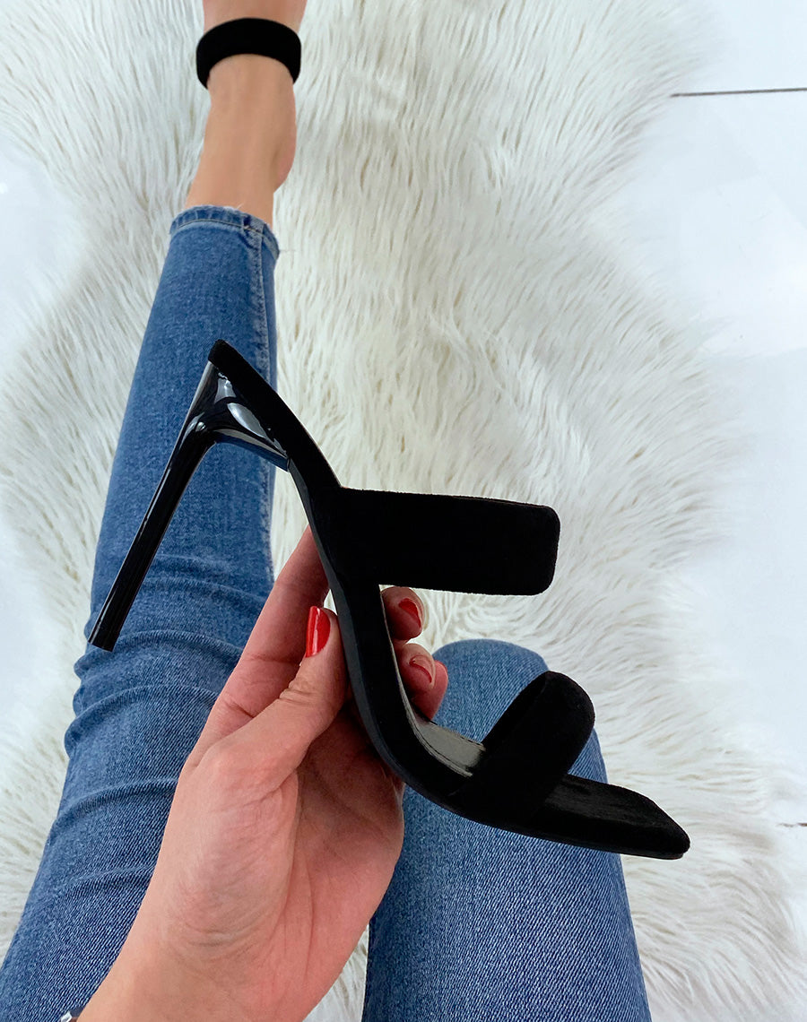 Mules en suédine double lanière à talon noires
