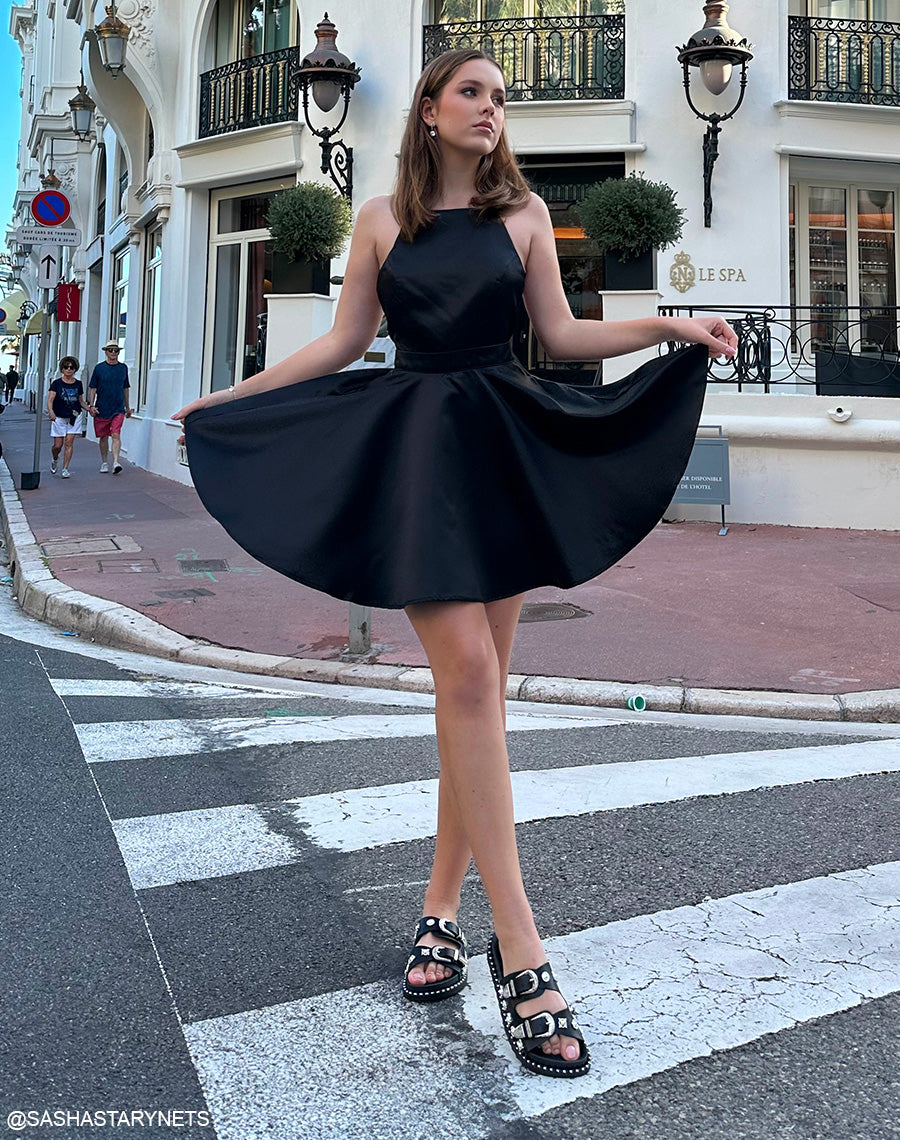 Mules Femme Noires Cloutées à Sangles Bijoux Argentées et Plateforme Crantée