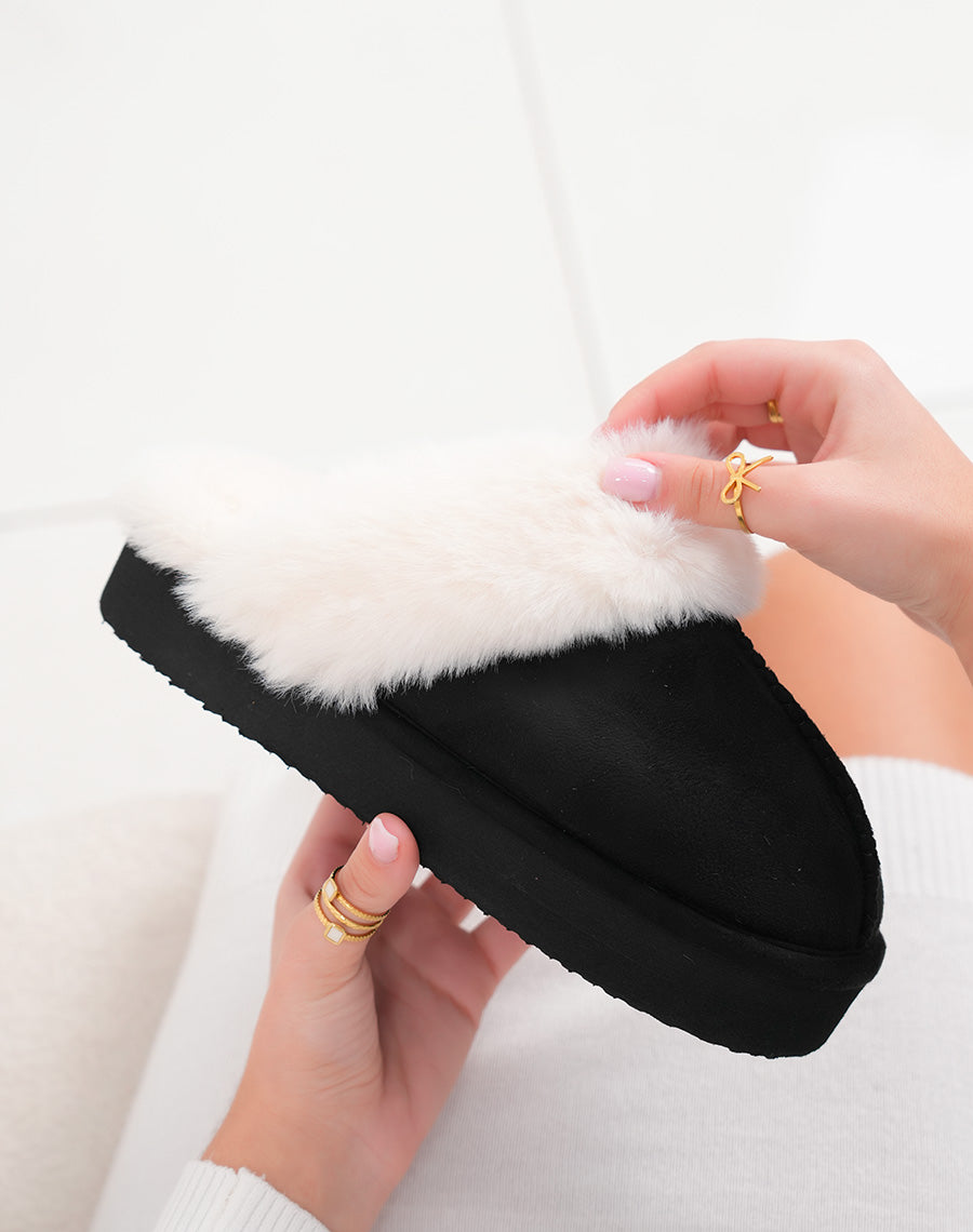 Mules femme noires en suédine fourrées blanches avec plateforme