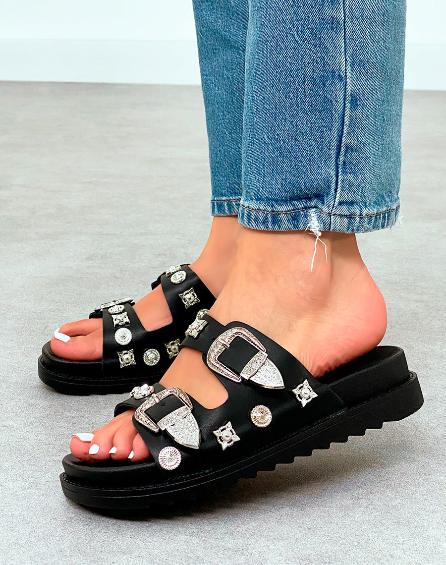 Mules noires à double brides à bijoux argentés