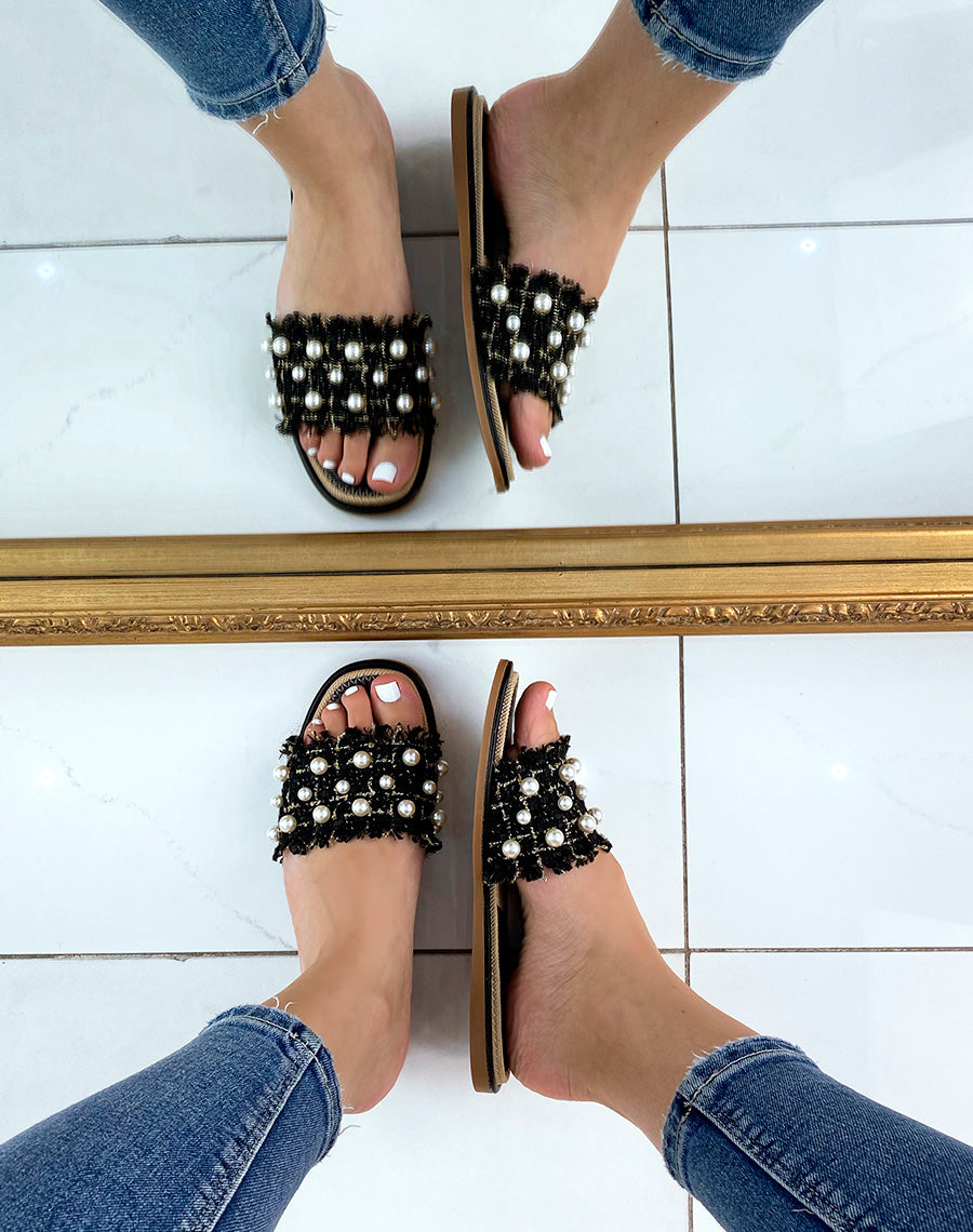 Mules noires effet tweed à perles