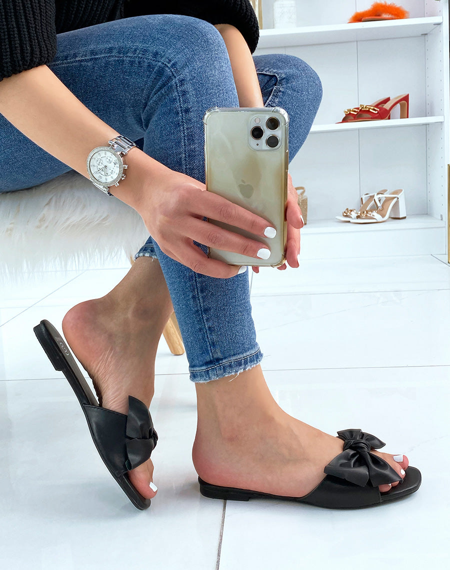 Mules noires à nœud