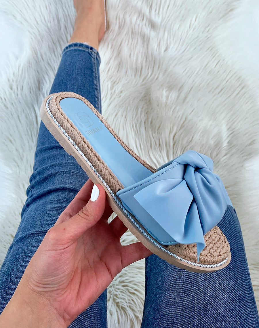 Mules plates baby blue à noeud