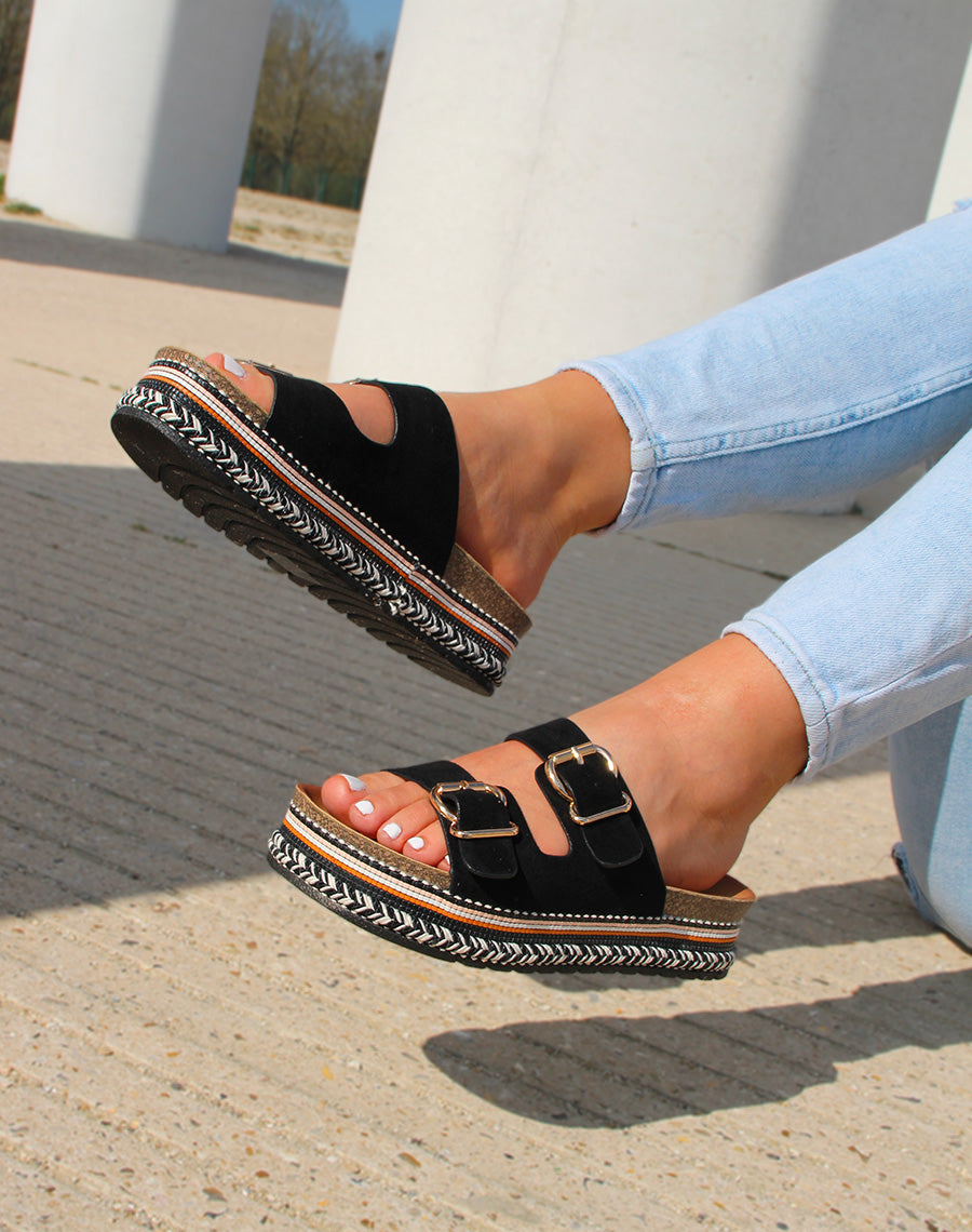 Mules plates noires à double bride et semelle aztèque