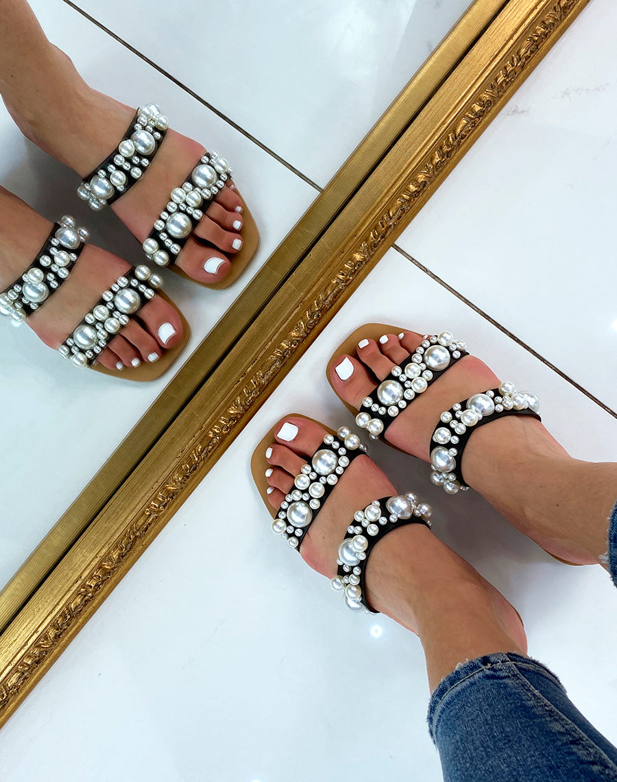 Mules plates noires à double brides