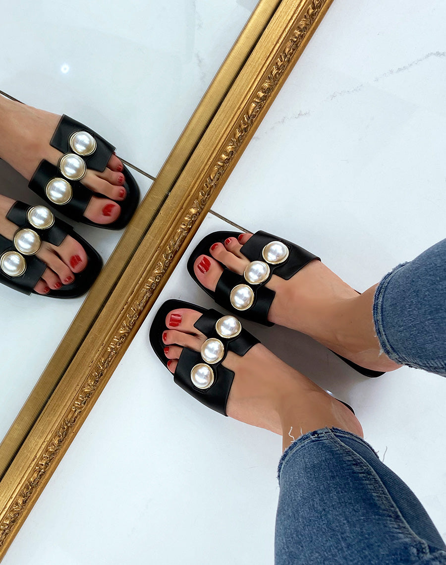 Mules plates noires perlées