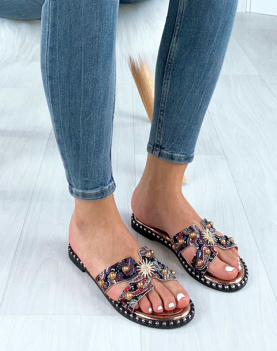 Mules roses dorées à ornement