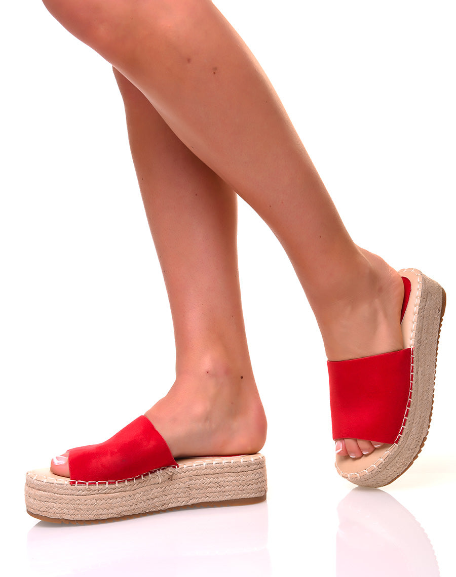 Mules rouges à plateforme en suédine