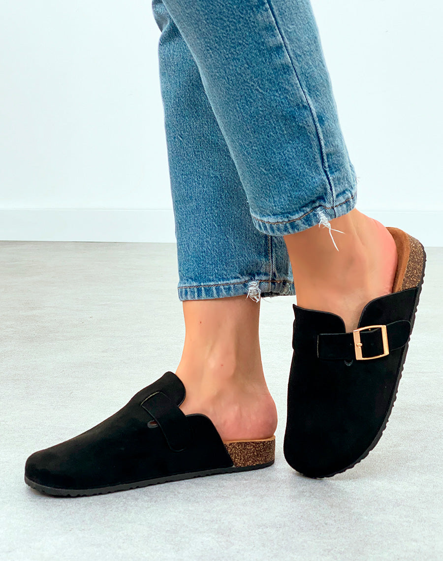Mules Sabots Femme Noires Suédine avec Boucle Dorée – Confort Tendance