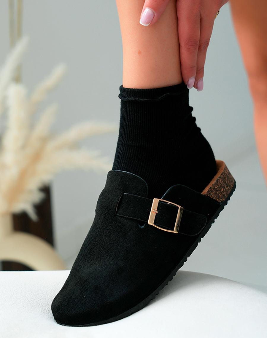 Mules Sabots Femme Noires Suédine avec Boucle Dorée – Confort Tendance