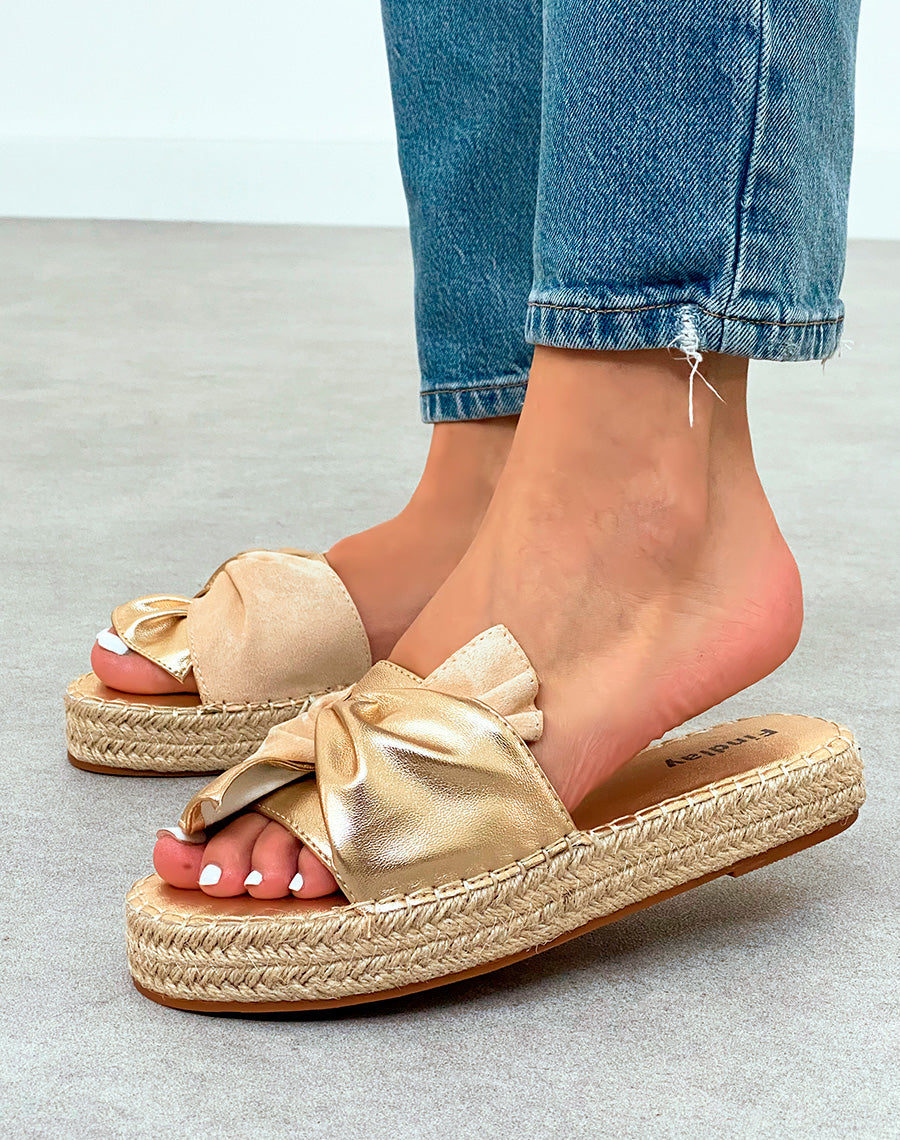 Mules Tendance en Suédine Beige avec Semelle en Corde et Nœud Doré