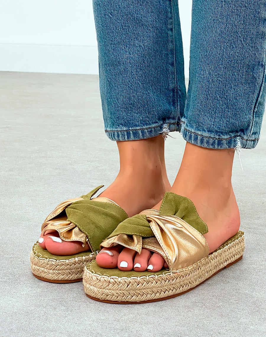 Mules Tendance en Suédine verte avec Semelle en Corde et Nœud Doré