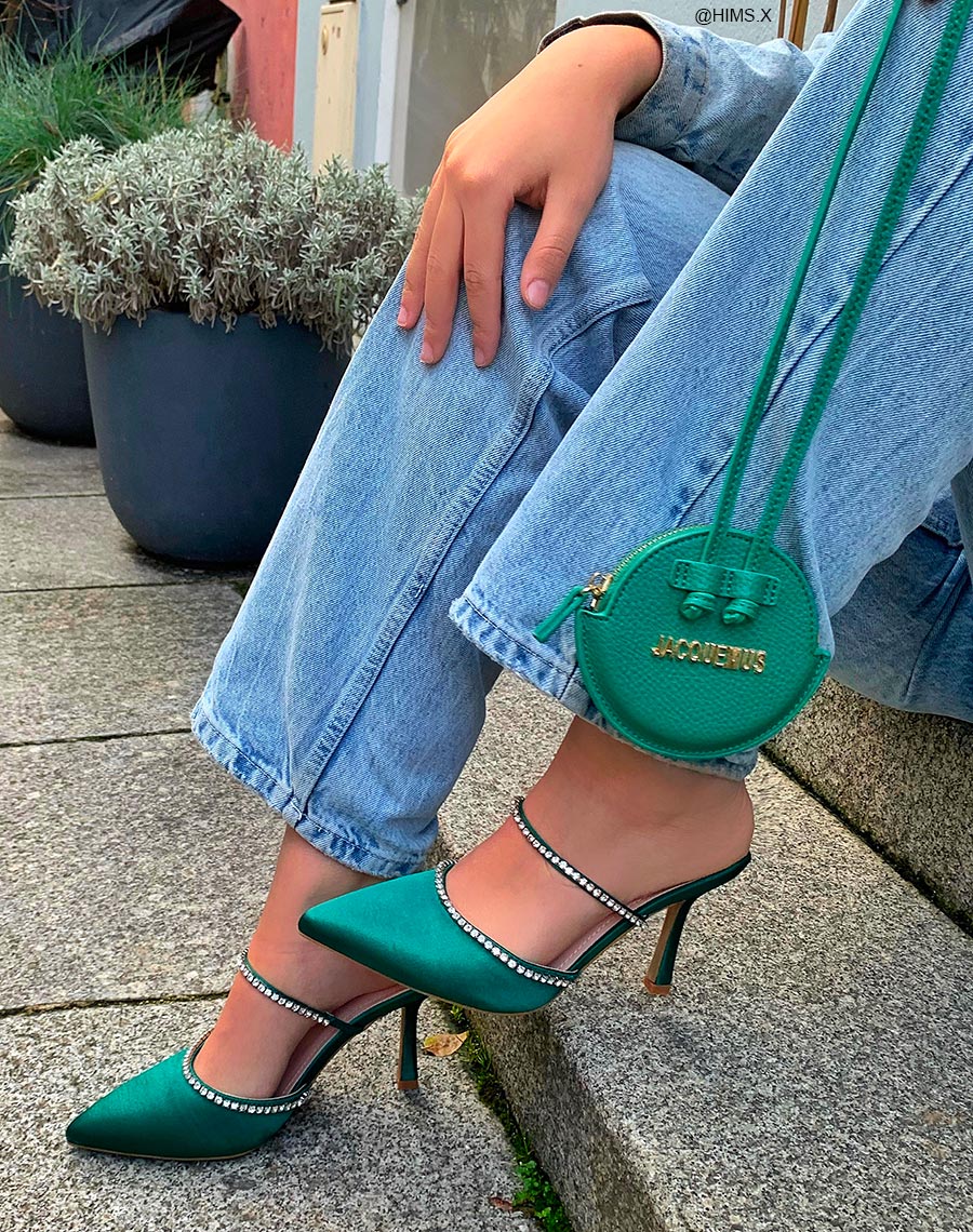 Mules vert émeraude style escarpin à strass
