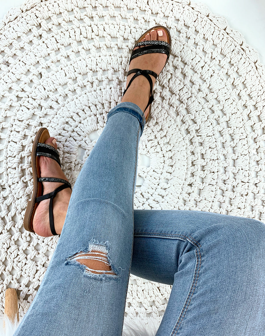 Nu-pied noir à brides imprimé peau de serpent