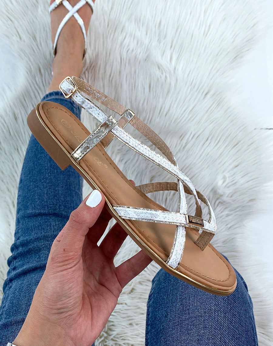 Nu-pieds argentés et blancs effet snake