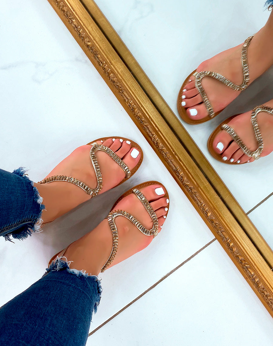 Nu-pieds dorée à lanières à strass