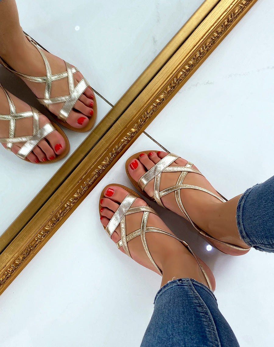 Nu-pieds dorés à multiples brides bi-colore