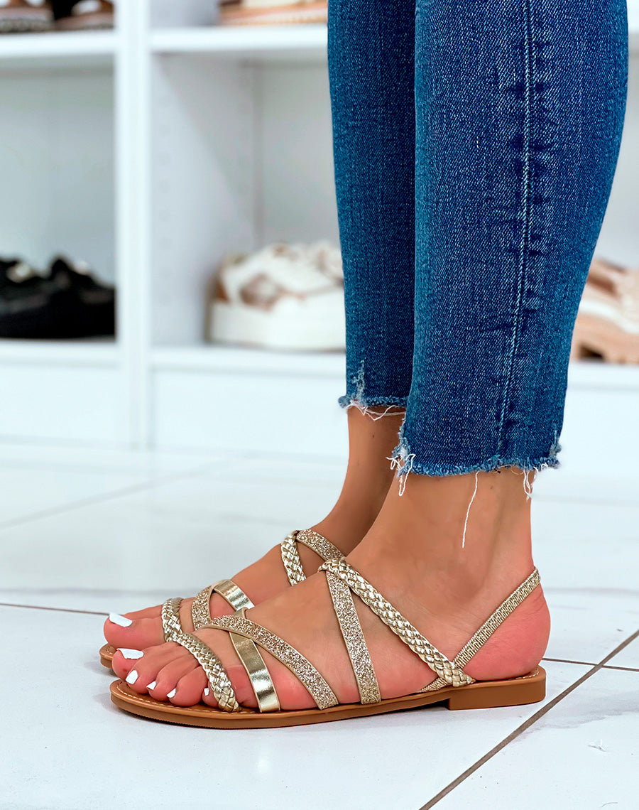 Nu-pieds dorés à multiples brides tressées et pailletées