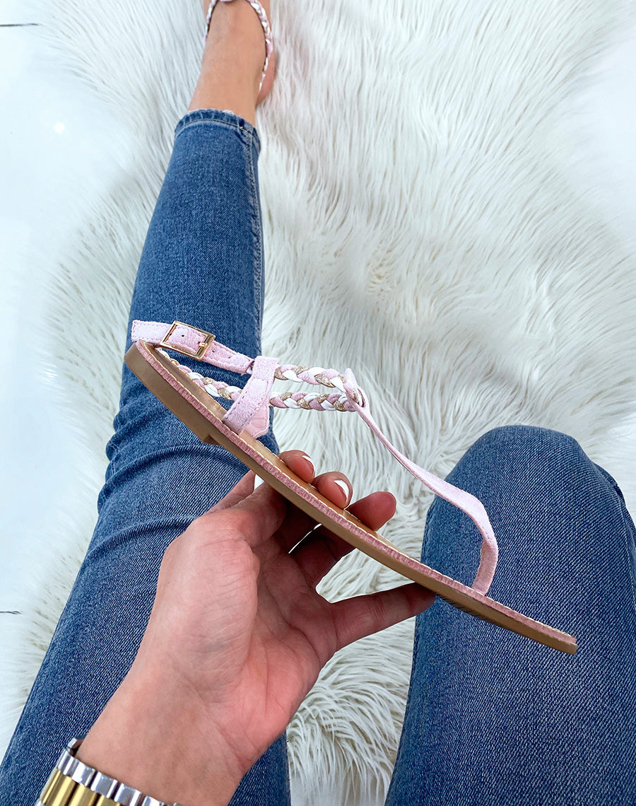 Nu-pieds en suédine violet pastel à détail tressé
