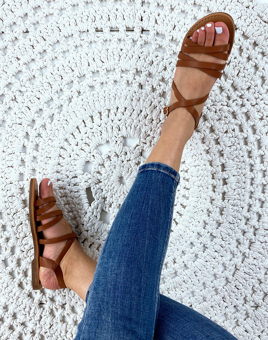 Nu-pieds à multiples sangles camel