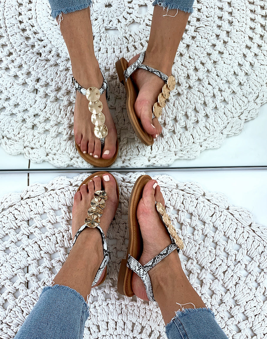 Nu-pieds noires effet peau de serpent à bijoux dorée