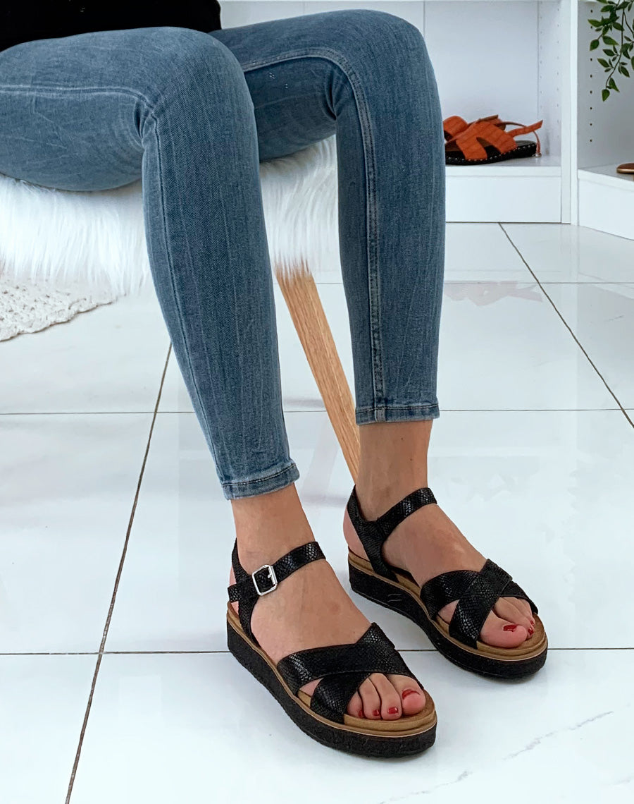 Nu-pieds noires peau de serpent