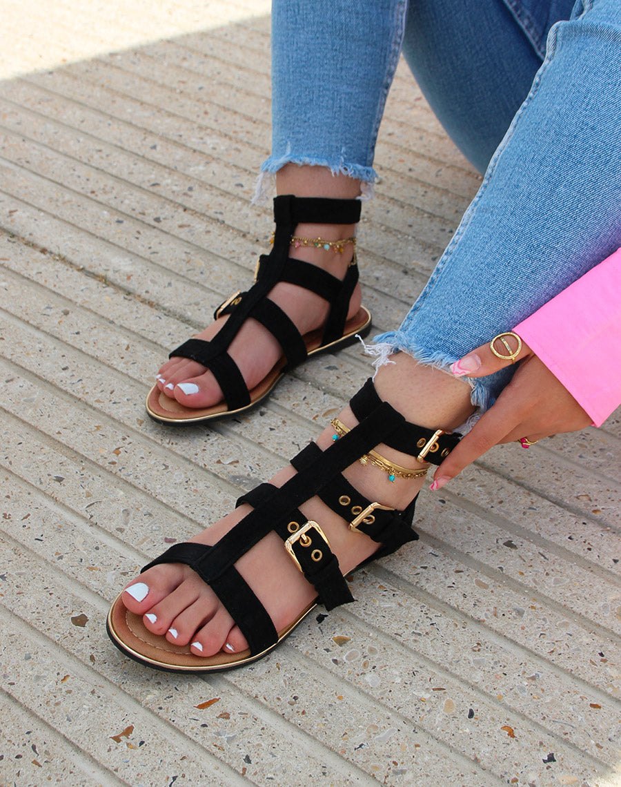 Nu-pieds noirs en suédine et à multiples brides ajustables