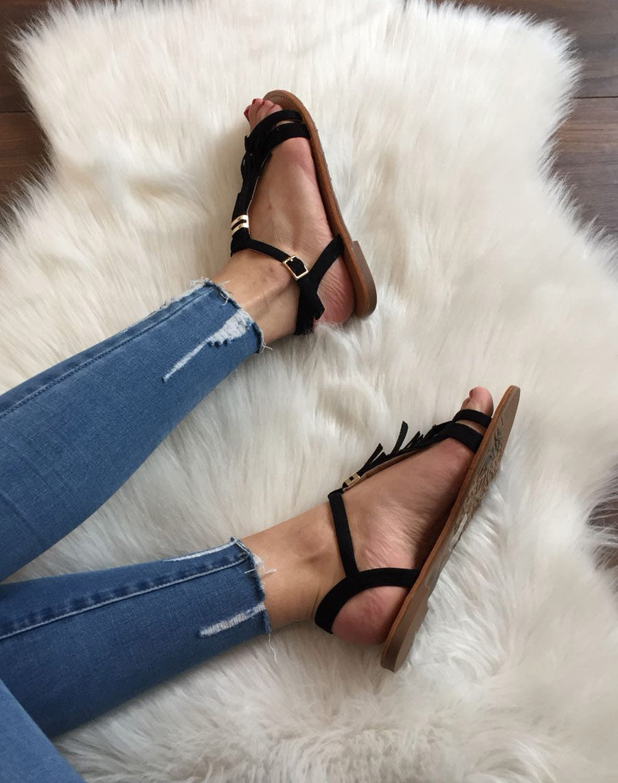 Nu-pieds noirs à franges