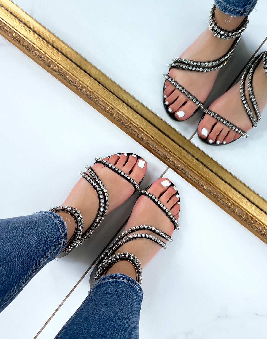 Nu-pieds noirs à lanières à strass et fermeture à zip